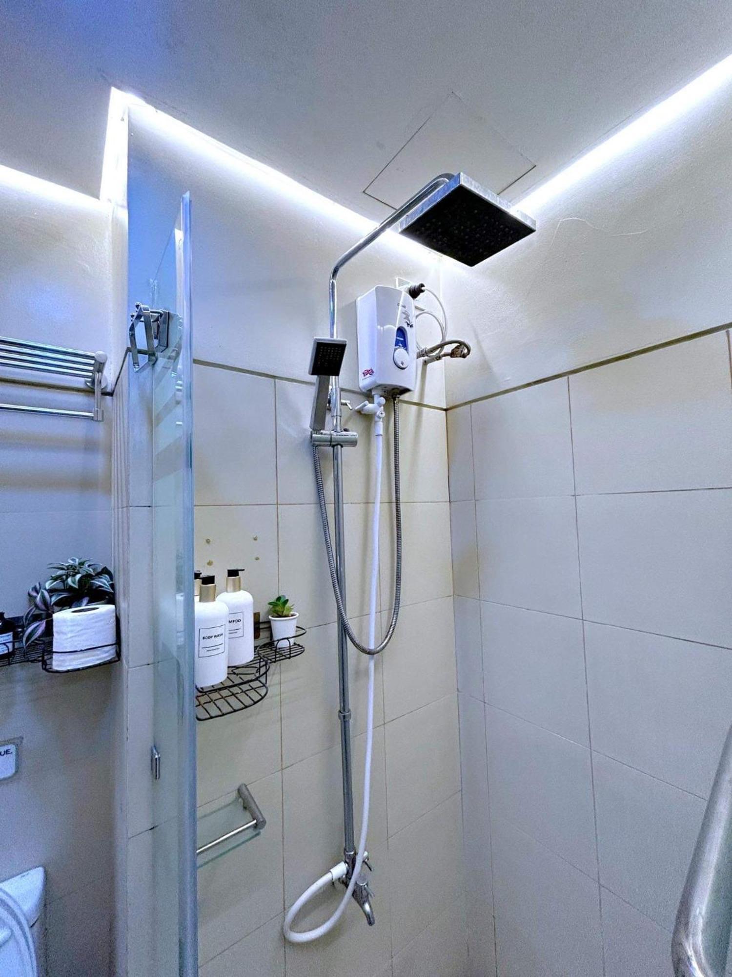 Cozypura Staycation Near Moa, Airport , With Free Fast Wifi, Netflix And Pay Parking Pasay Luaran gambar
